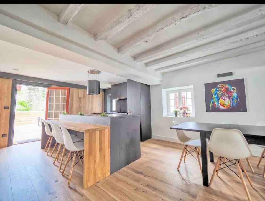 אורונייה Belle Maison Basque 12 Personnes מראה חיצוני תמונה
